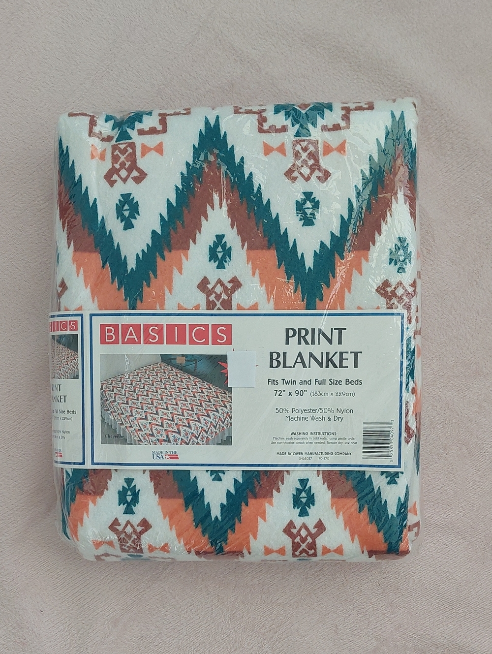 BASICS New Southwestern Aztec Print Blanket Fits Twin/Full Size Beds NWT